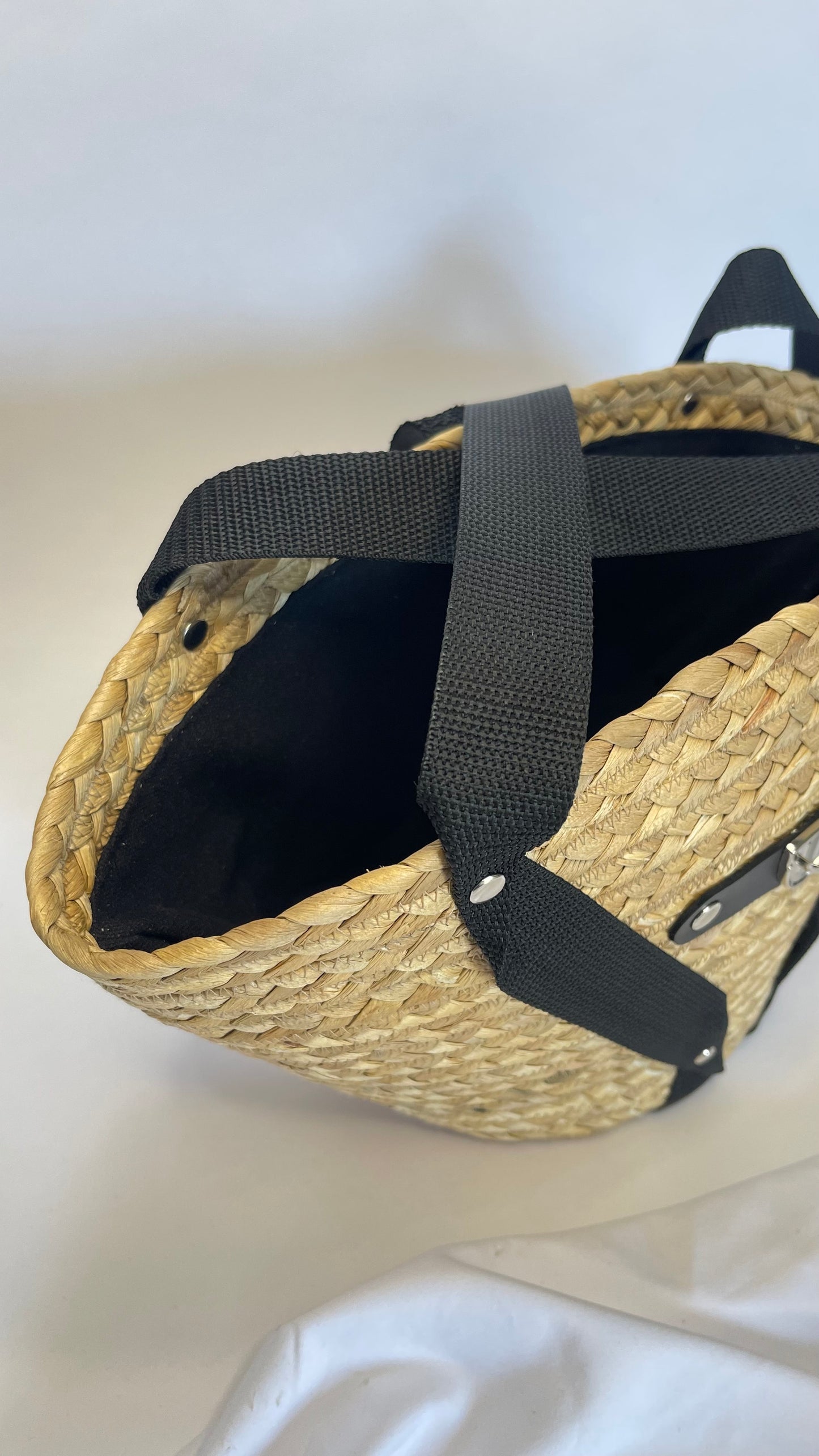Borsa in treccia ( Giacinto d’acqua essiccato )