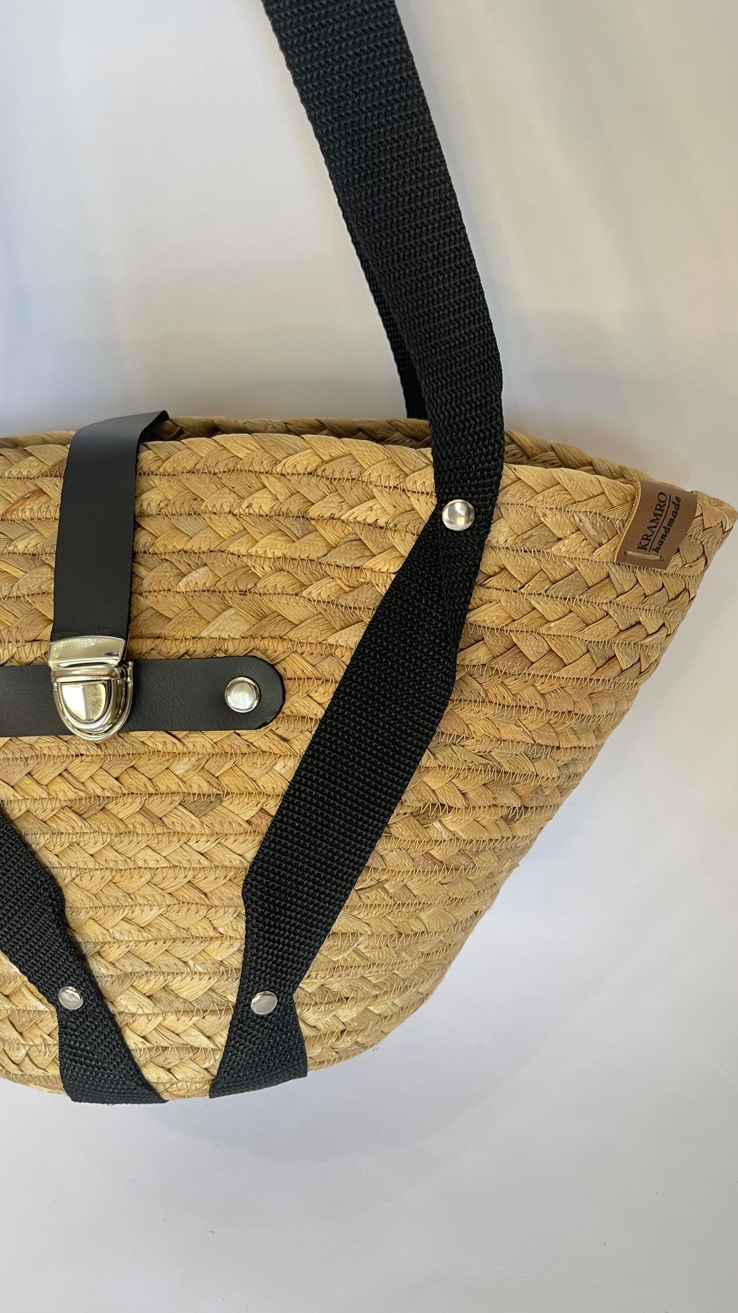Borsa in treccia ( Giacinto d’acqua essiccato )