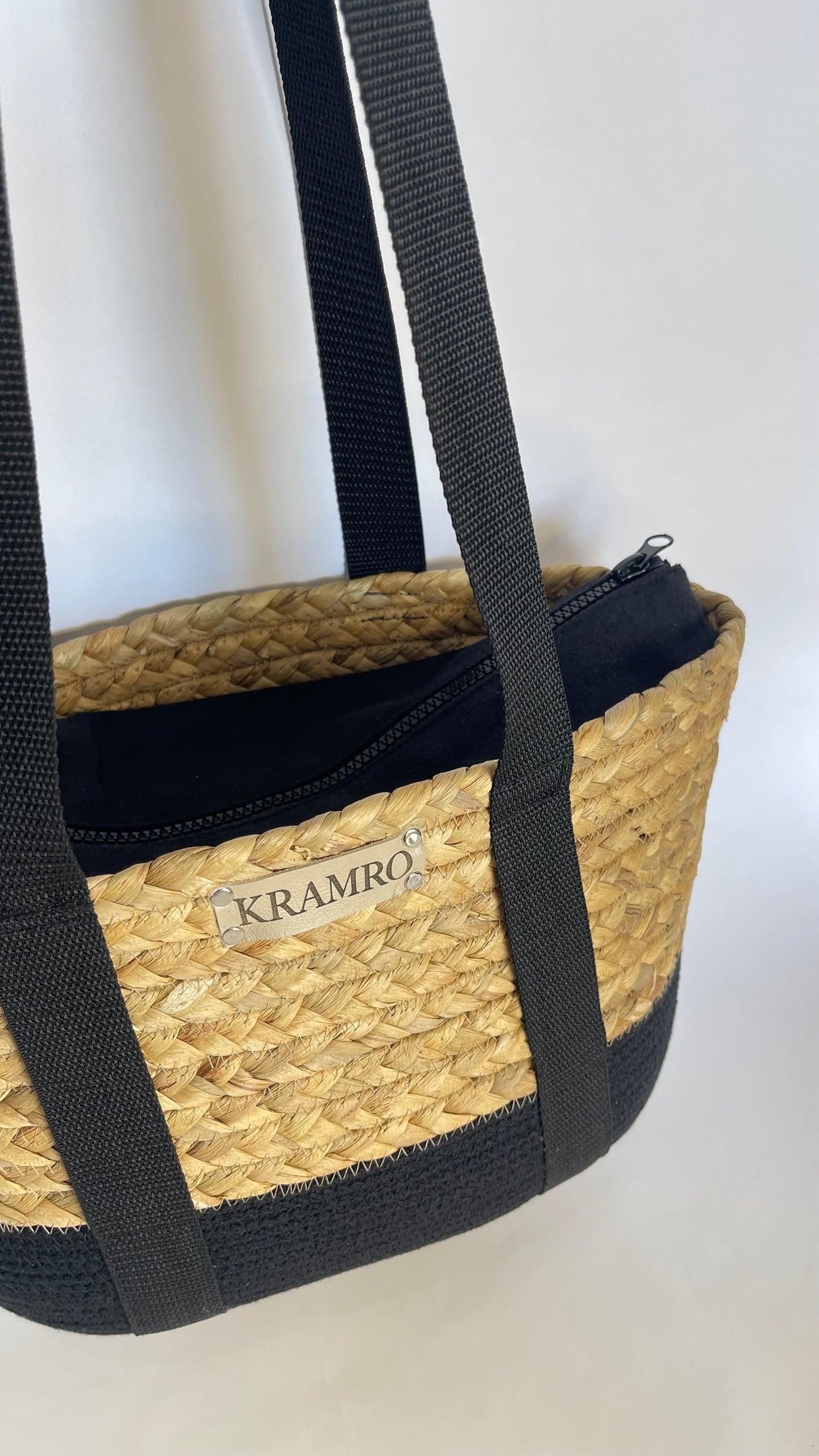 Borsa in corda e giacinto d’acqua