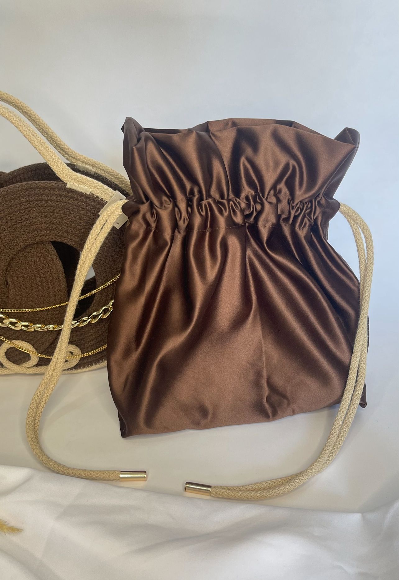 Borsa a cerchi color torrone