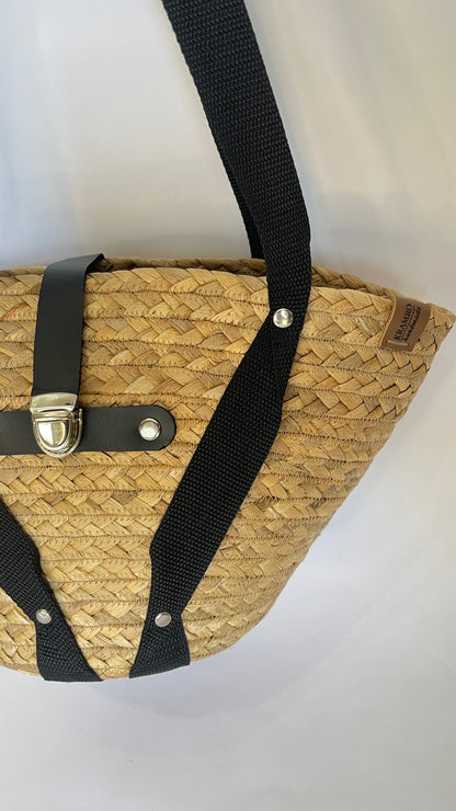 Borsa in treccia ( Giacinto d’acqua essiccato )