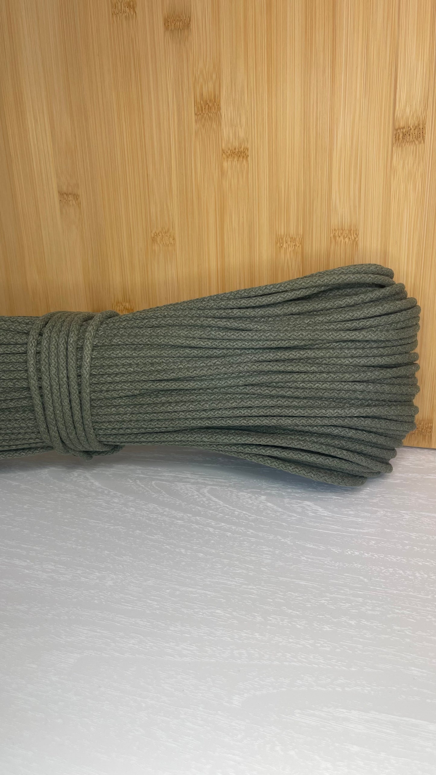 VERDE OLIVA