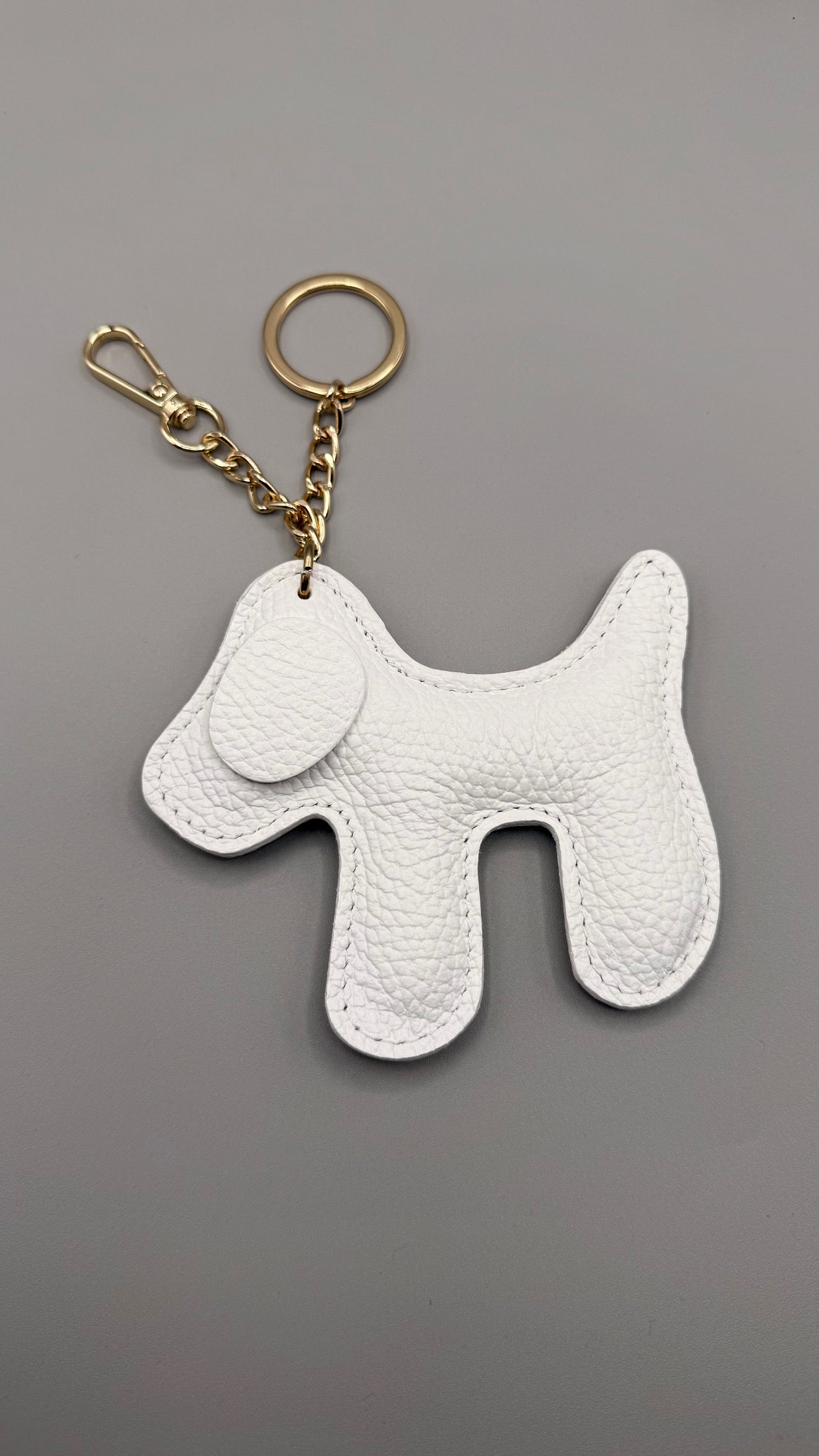 Portachiavi a forma di cagnolino in ecopelle