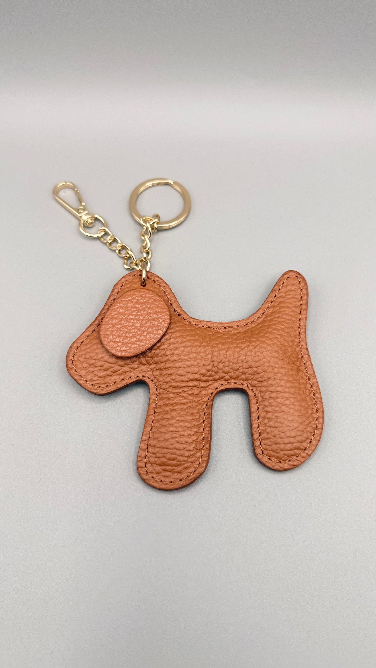 Portachiavi a forma di cagnolino in ecopelle