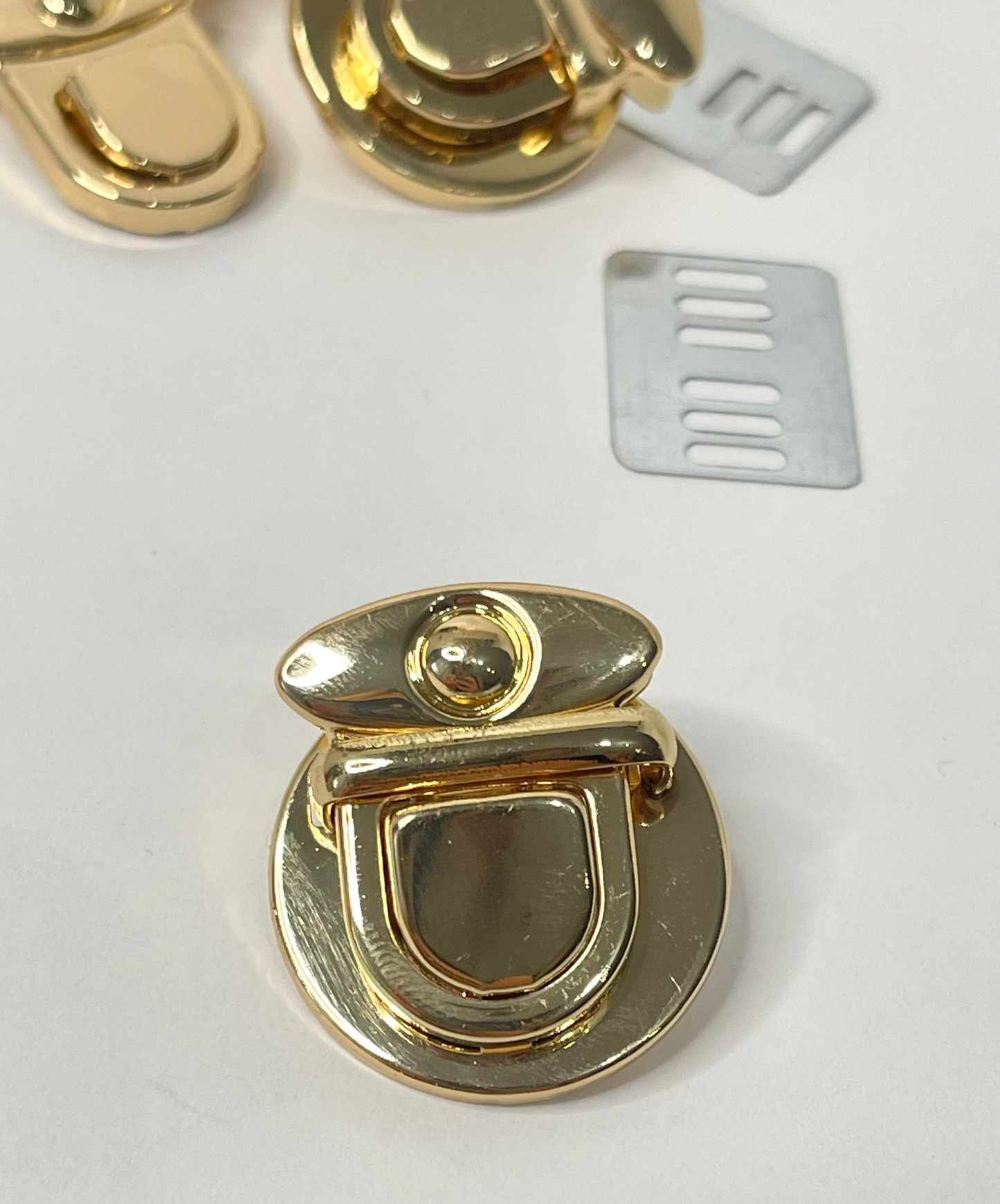 Fibbia a scatto metallica 1pz