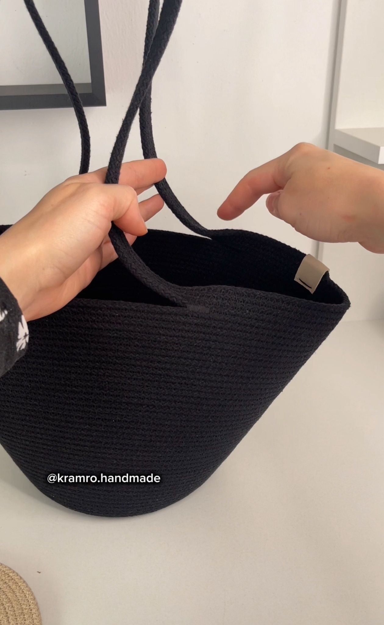 Corso sulla Borsa a trapezio con il fondo tondo in corda di cotone