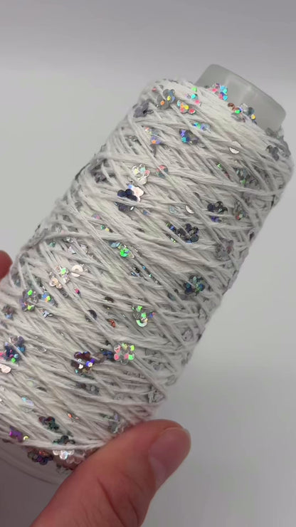 Filo di cotone con paillettes